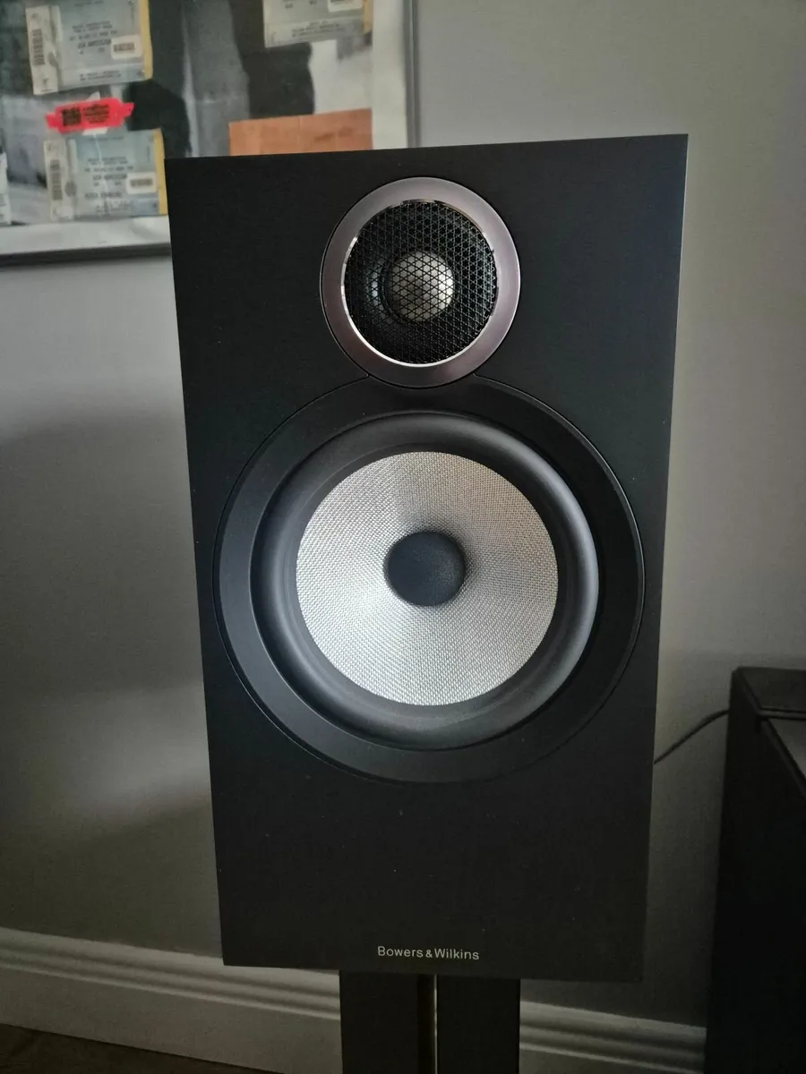 B&W 606 S3 SPEAKERS