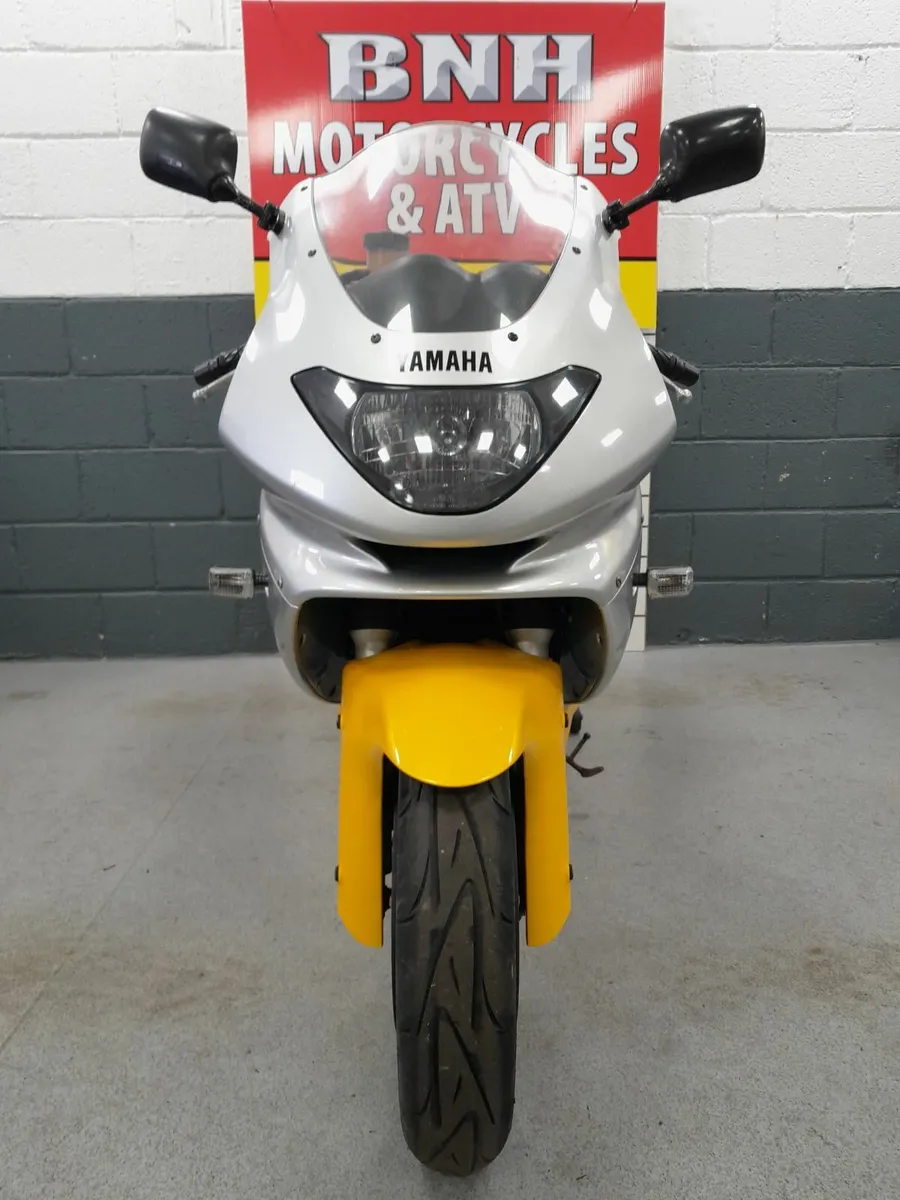 YAMAHA YZF 600r - Image 3