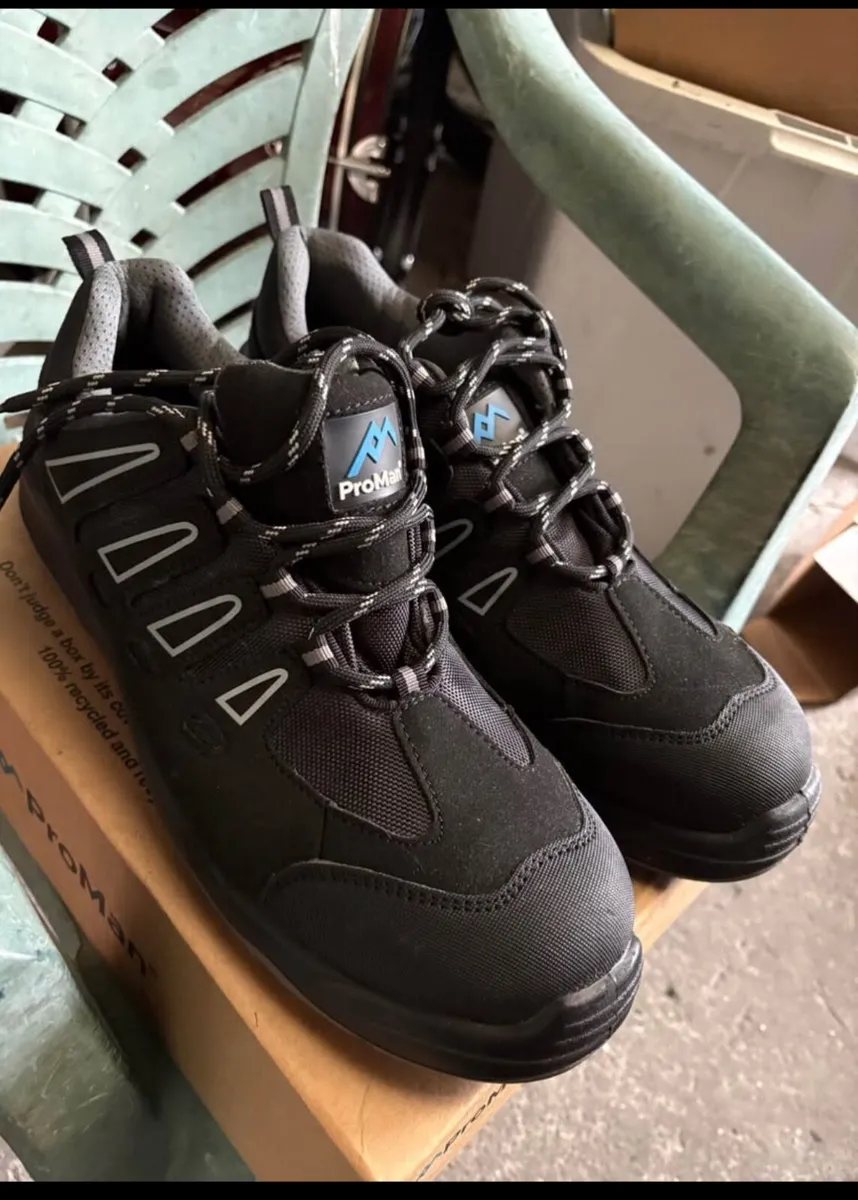 Safety shoes - Image 1