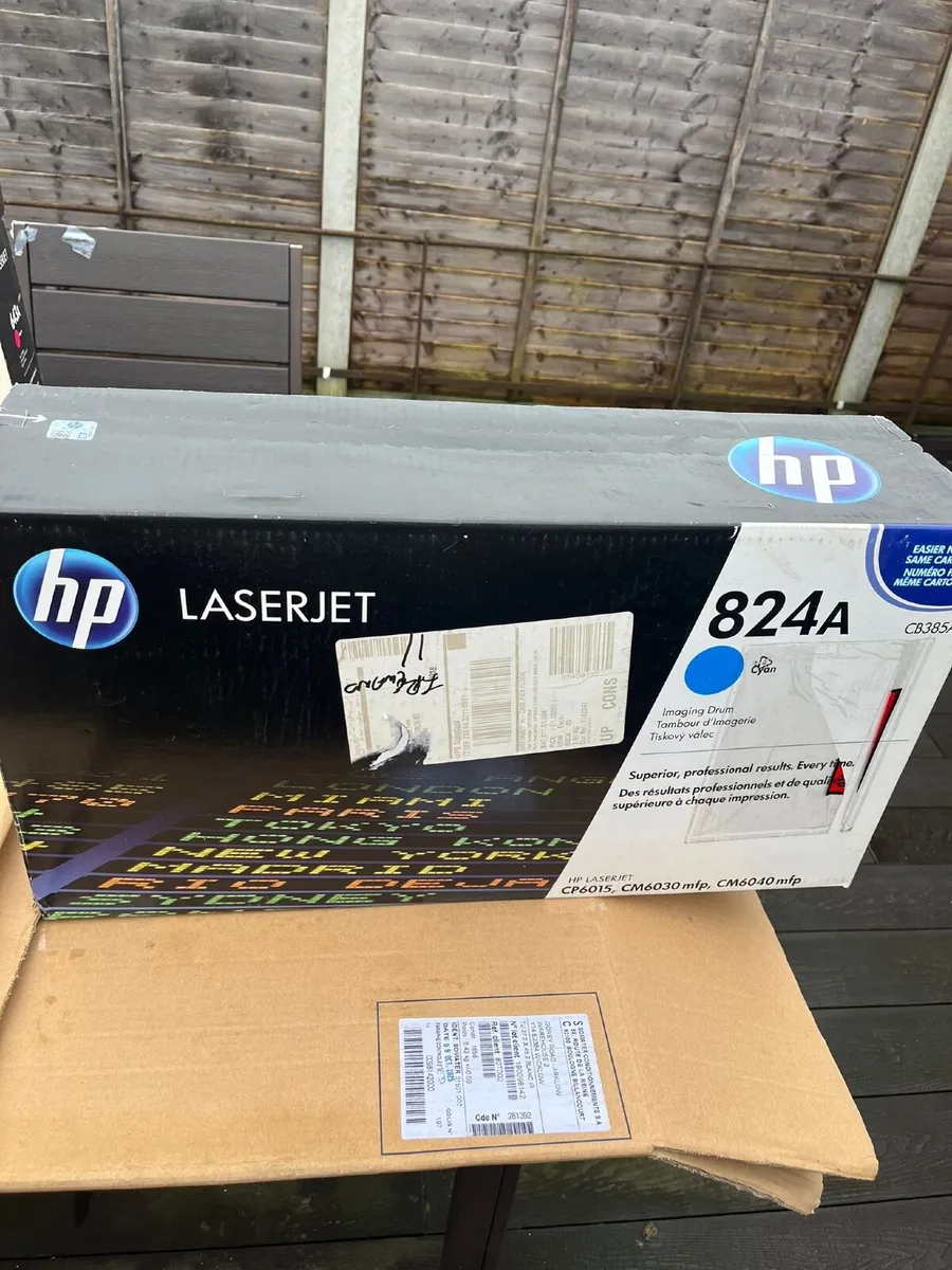 Hp Cb385A Cyan Ink toner - Image 3