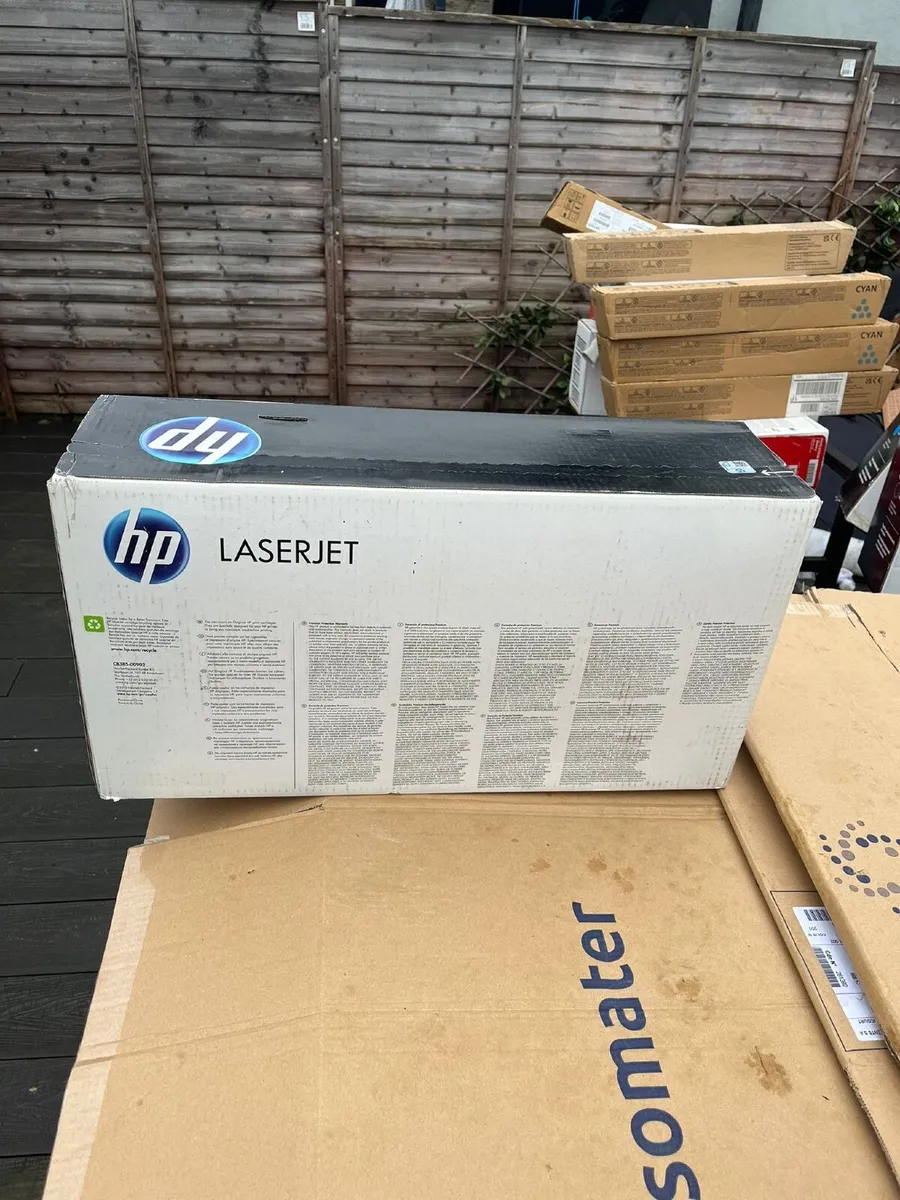 Hp Cb385A Cyan Ink toner - Image 4