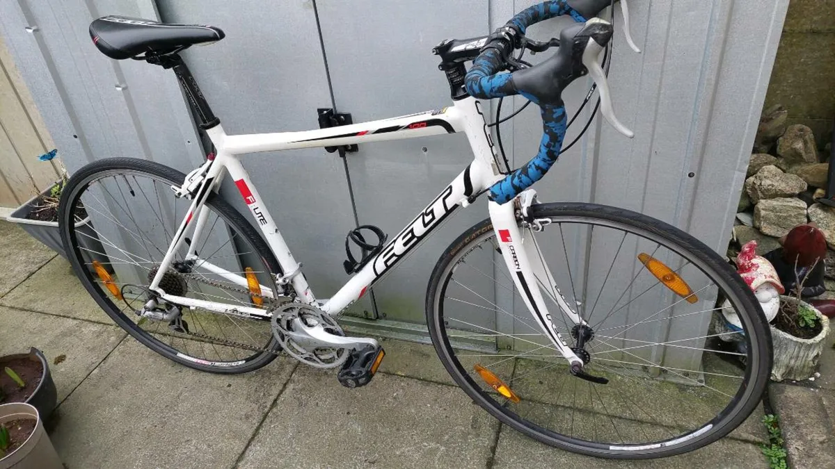 Felt Z100 F-Lite Road Bike - Image 1