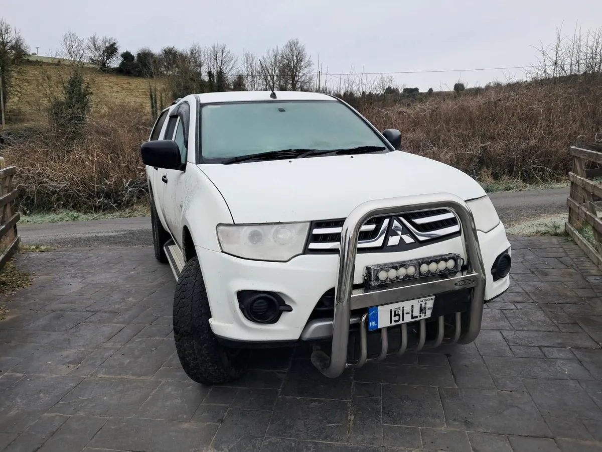 Mitsubishi L200 2015 - Image 1