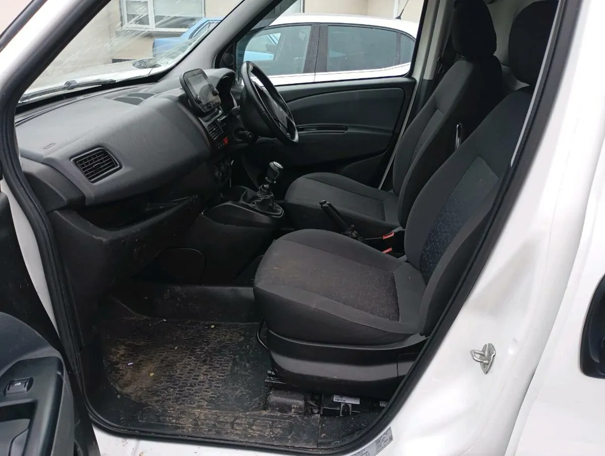 Fiat doblo maxi cargo 231 no text - Image 3