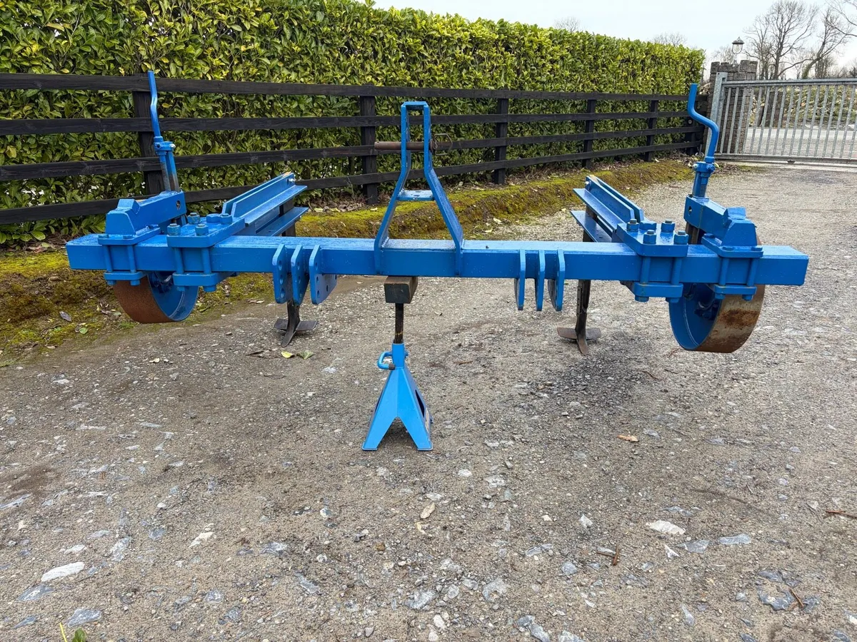 Ransomes 2 leg subsoiler - Image 2