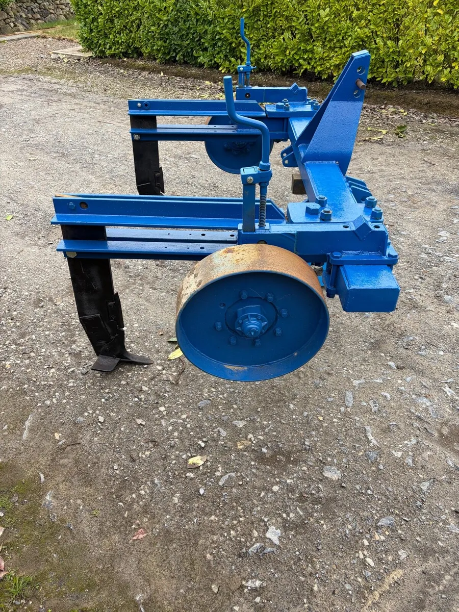 Ransomes 2 leg subsoiler - Image 4