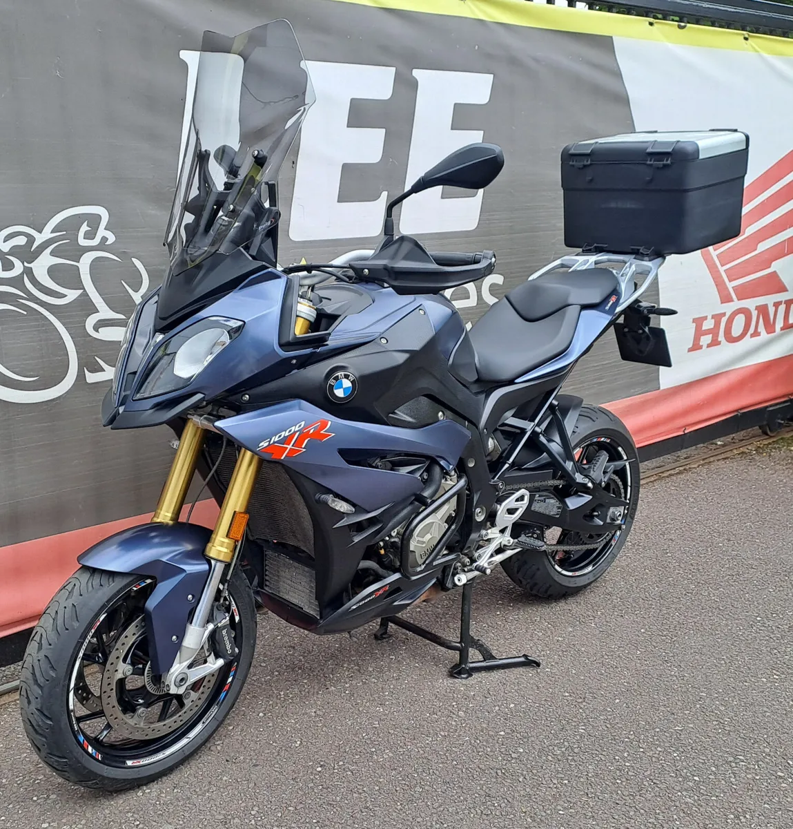 2017 BMW S1000XR - Image 4