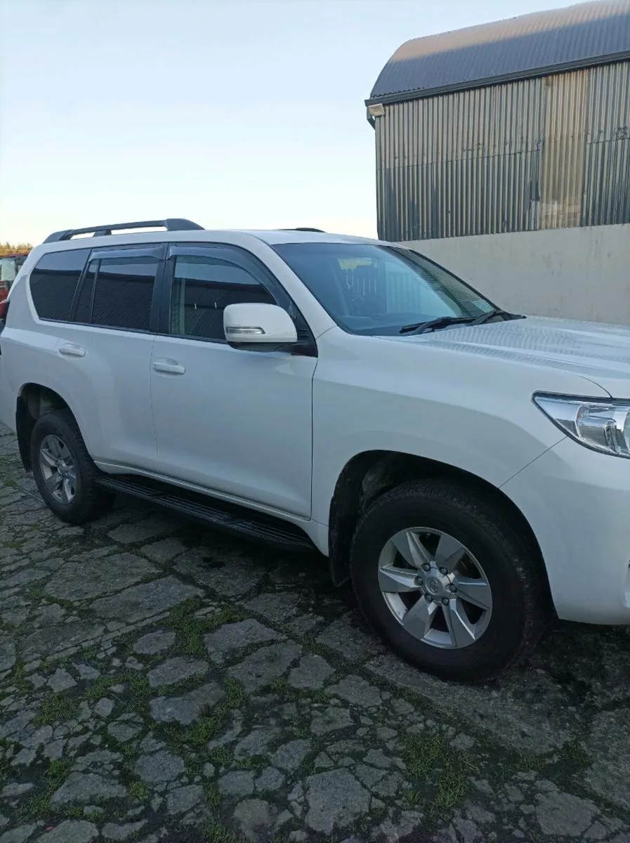 Toyota landcruiser - Image 2