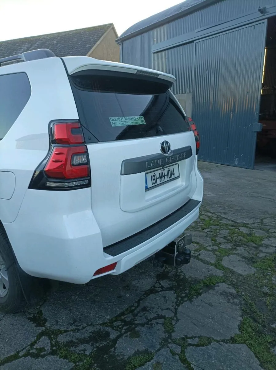 Toyota landcruiser - Image 4