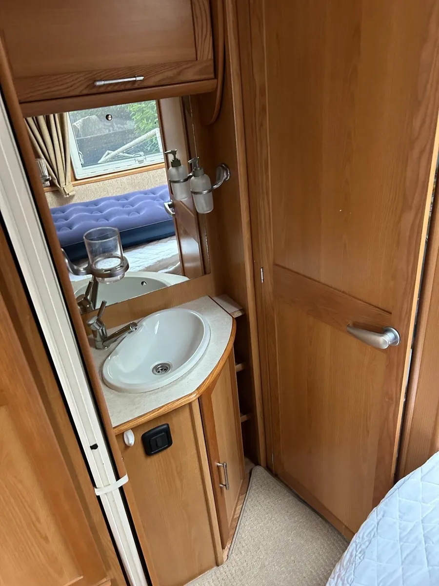 5-6 Berth Caravan - Image 1
