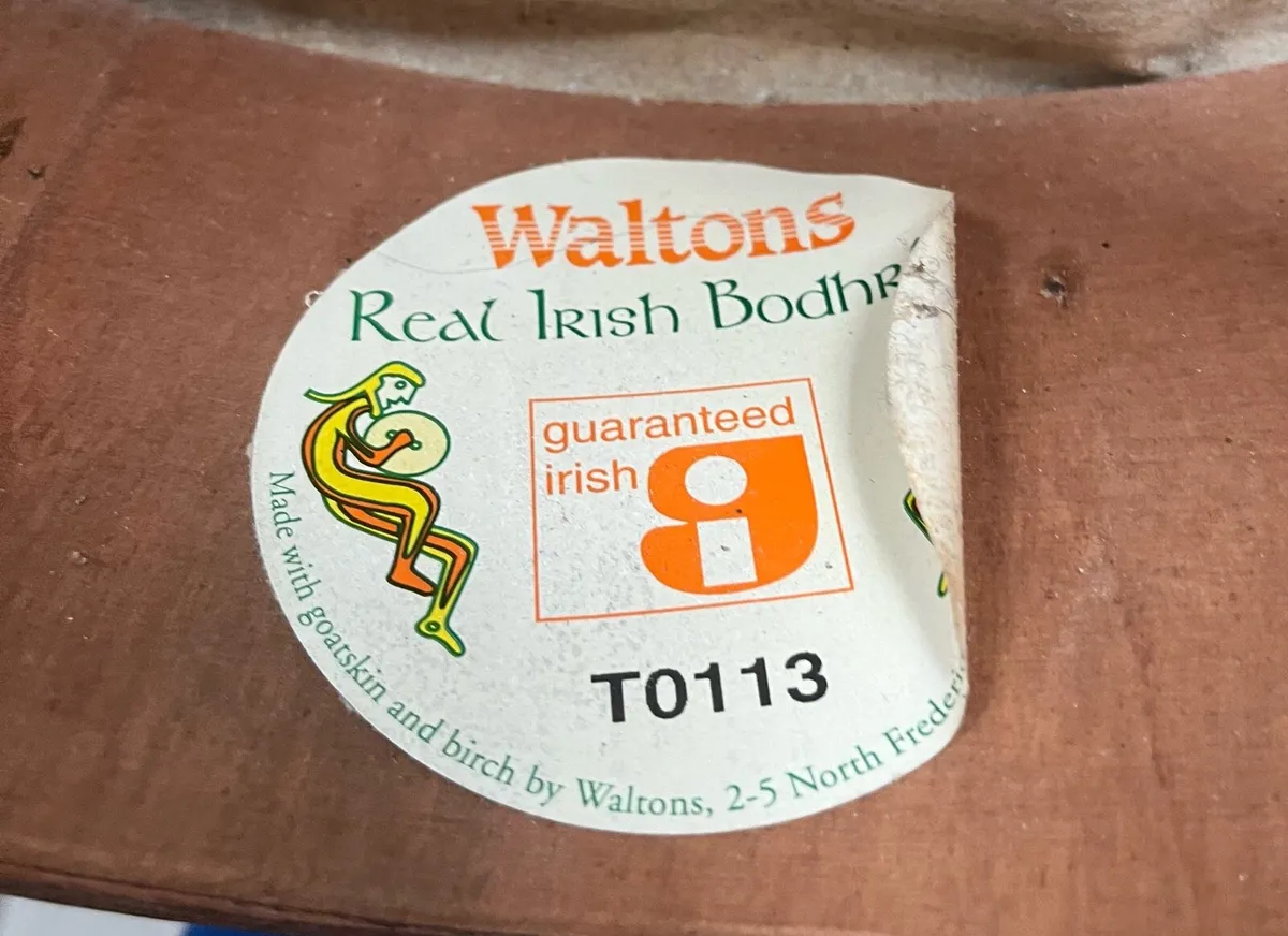 Waltons 18" Piper Bodhrán - Bodhrán and Cover - Image 4