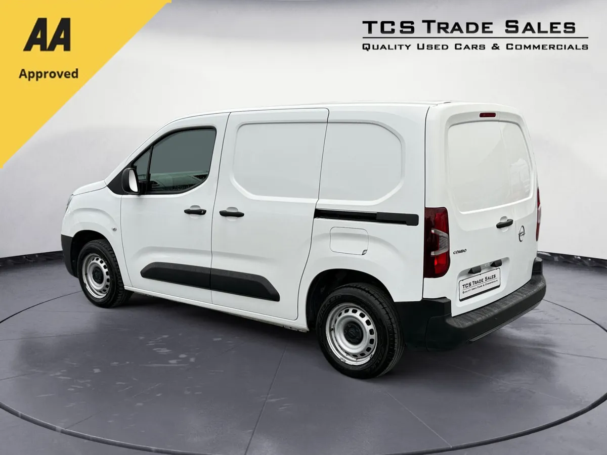 2021 OPEL COMBO 1.5HDI 3 SEATS - Image 3