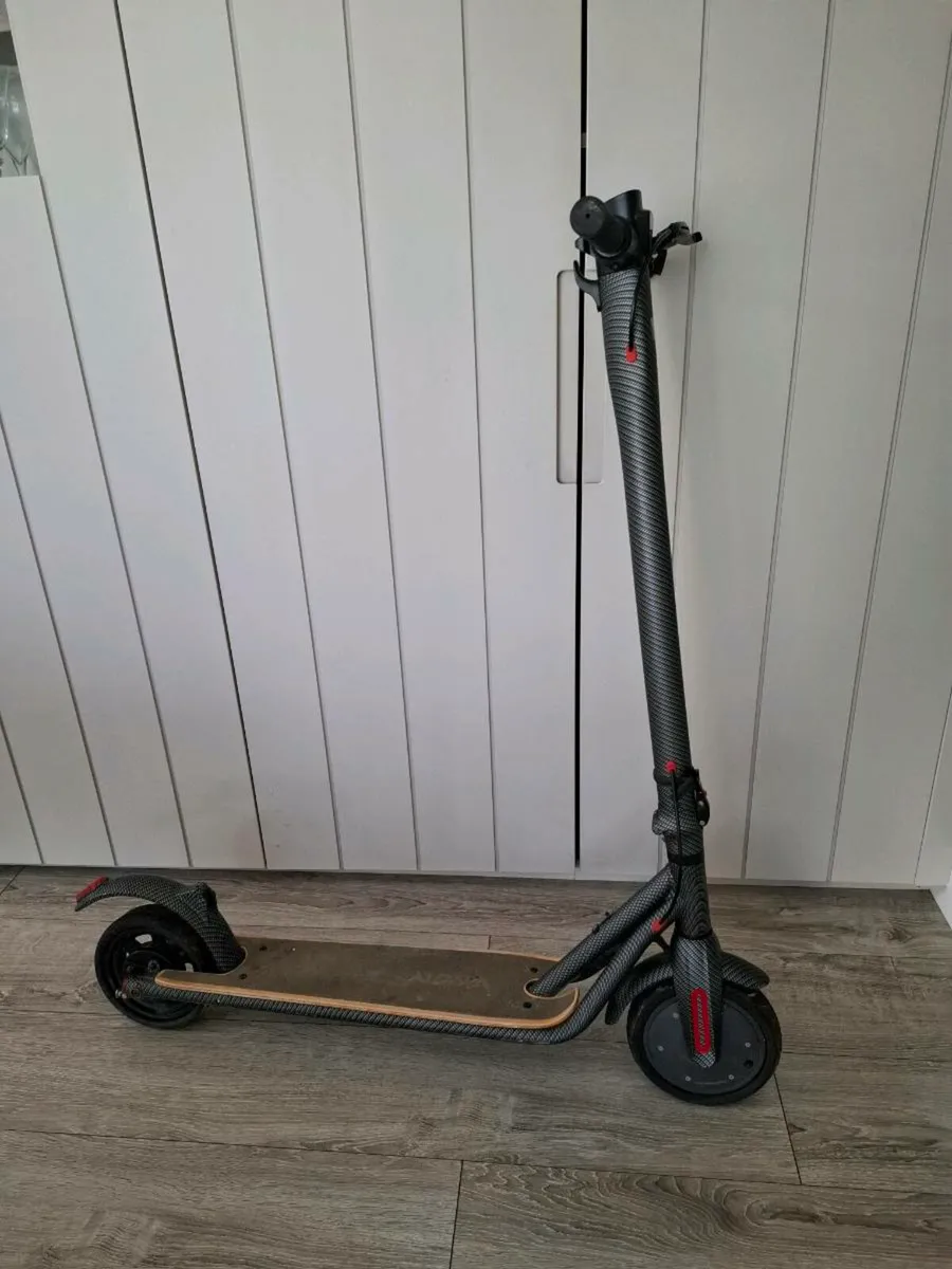 E scooter - Image 1