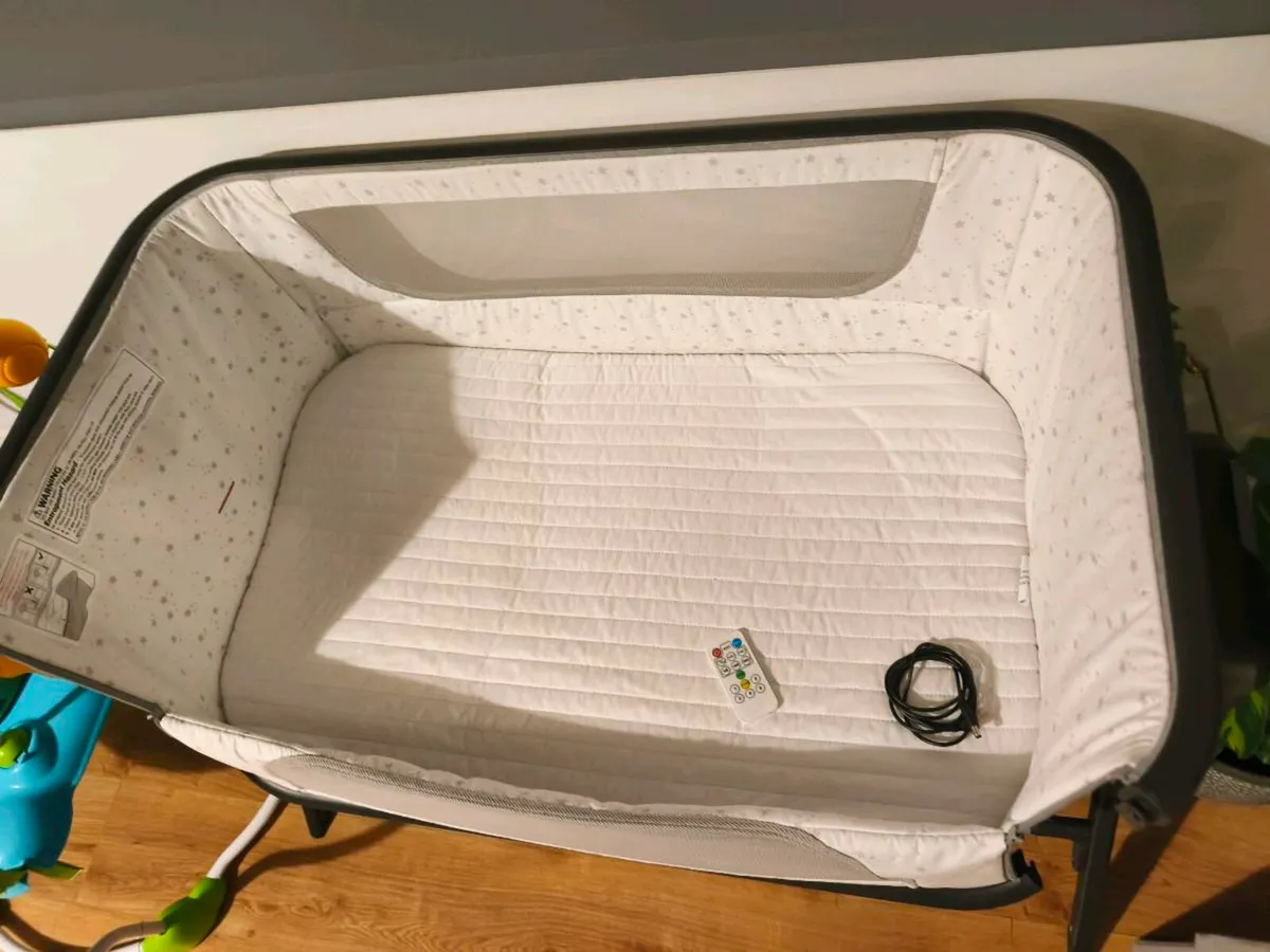 Baby elegance co glide cot sleeper - Image 4