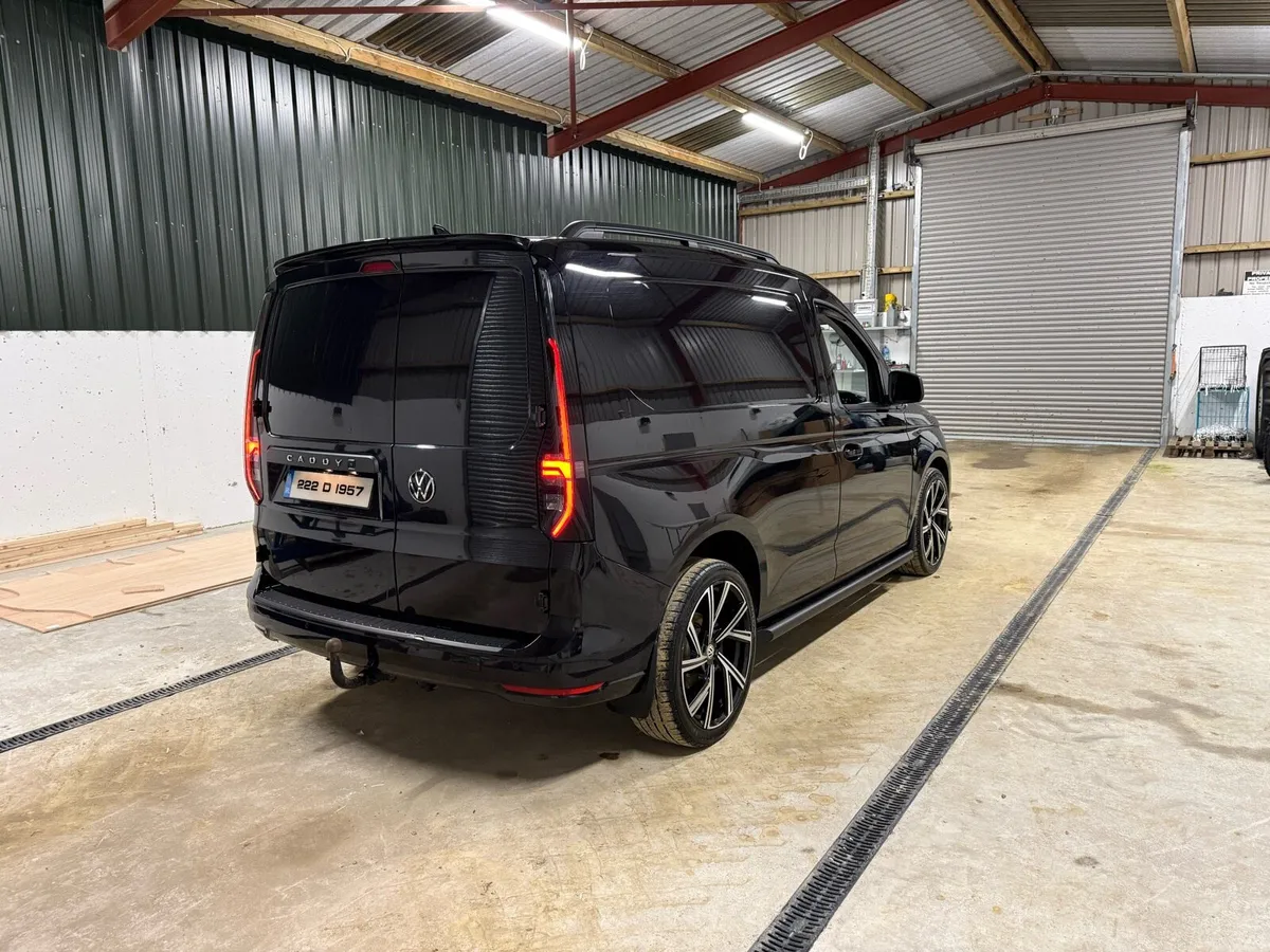 Stunning Volkswagen Caddy Edition for sale - Image 4