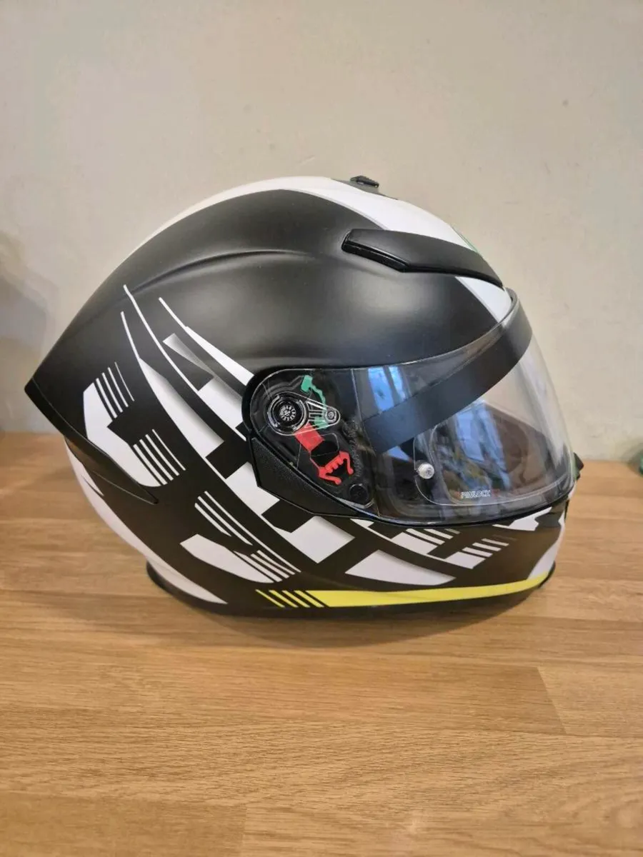 Agv K5 motorcycle helmet - Image 1