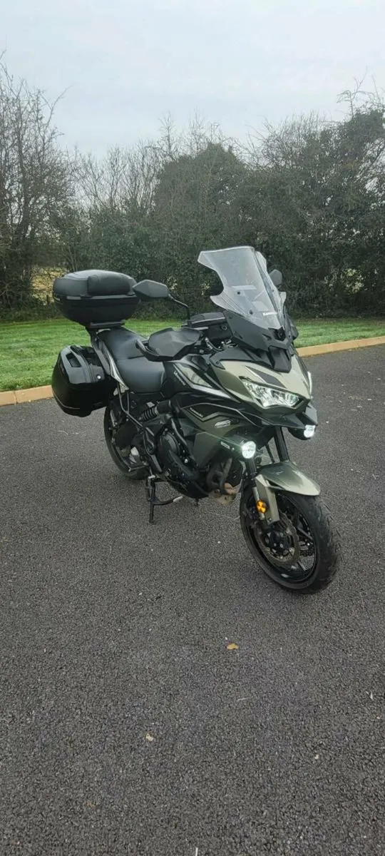 Motorcycle - Image 4