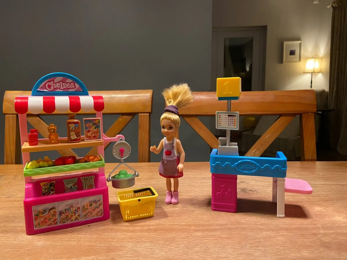 Barbie Grocery Store - Image 1