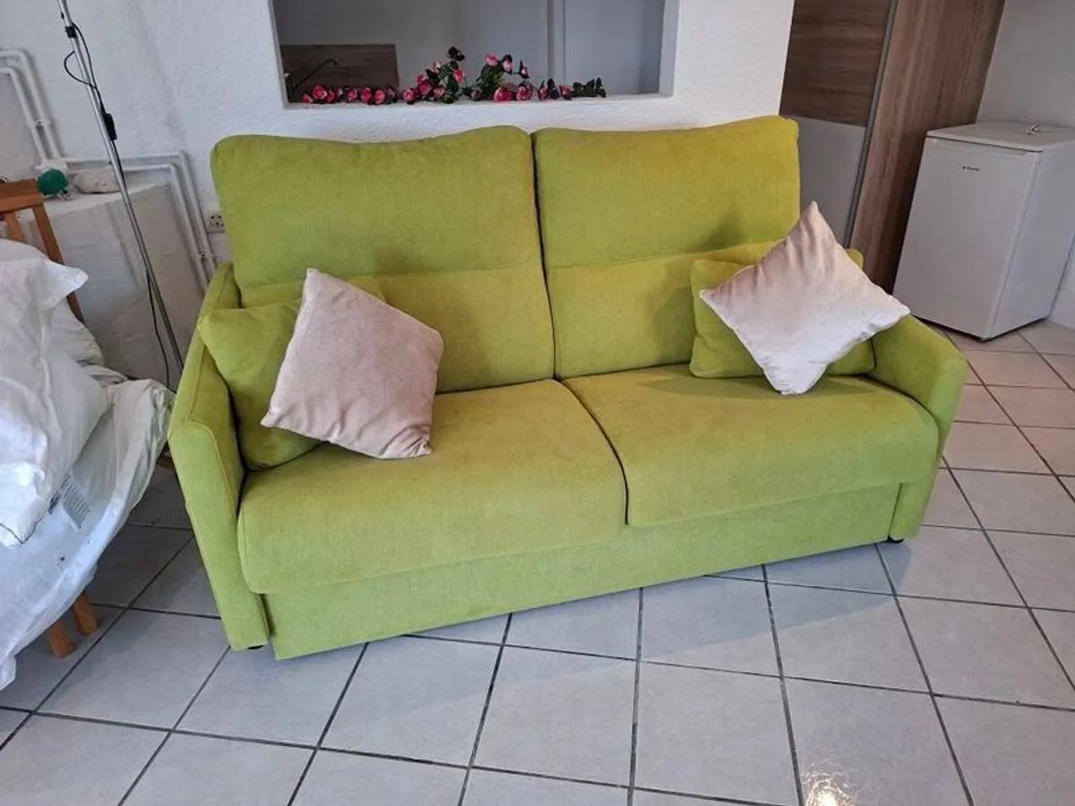 High End Sofa Bed - Image 1