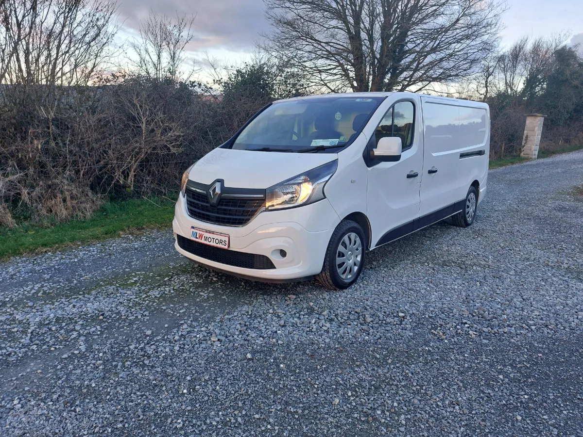 Renault Trafic 212 LWB 2.0L...Like NEW Condition - Image 4