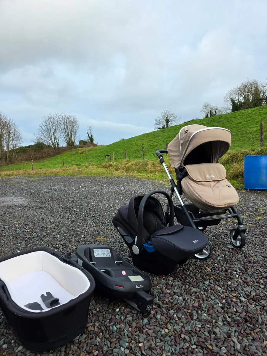 Silver cross travel system - Image 3