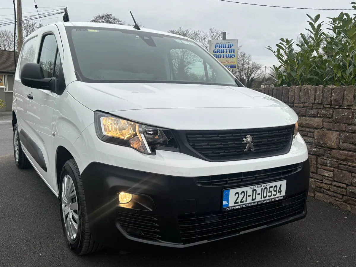 Peugeot Partner 2022 Pro Plus only 58000kms as new - Image 3