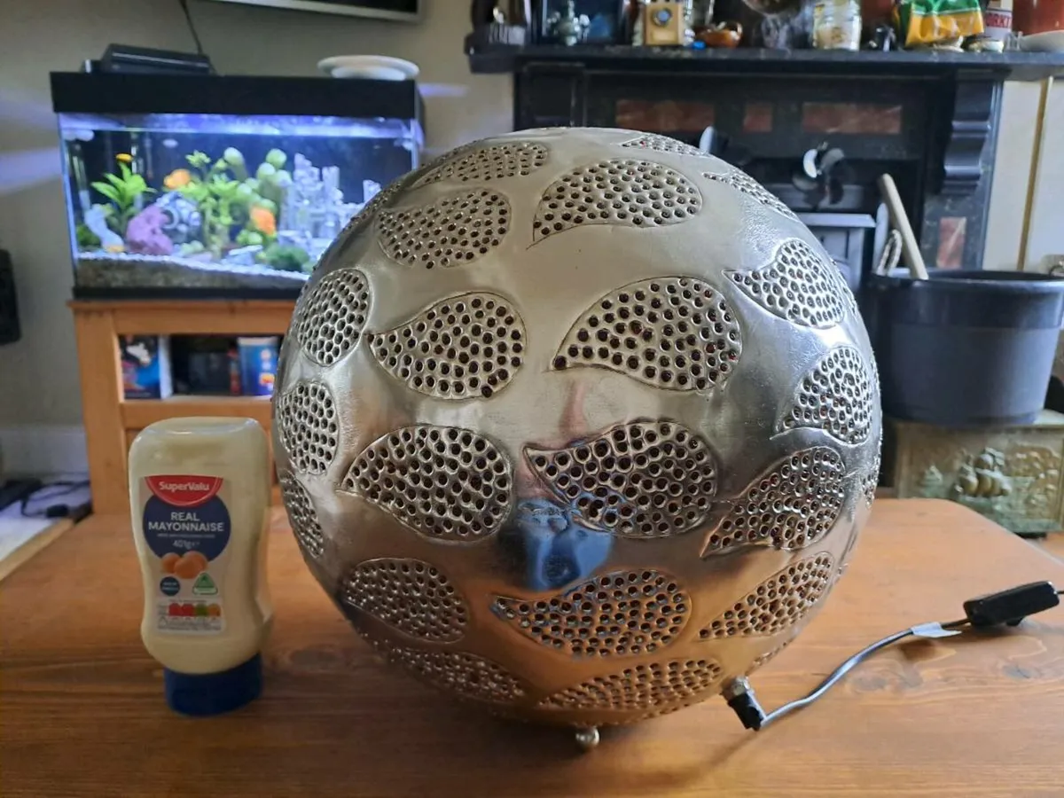 Large silver spherical lamp - Image 3