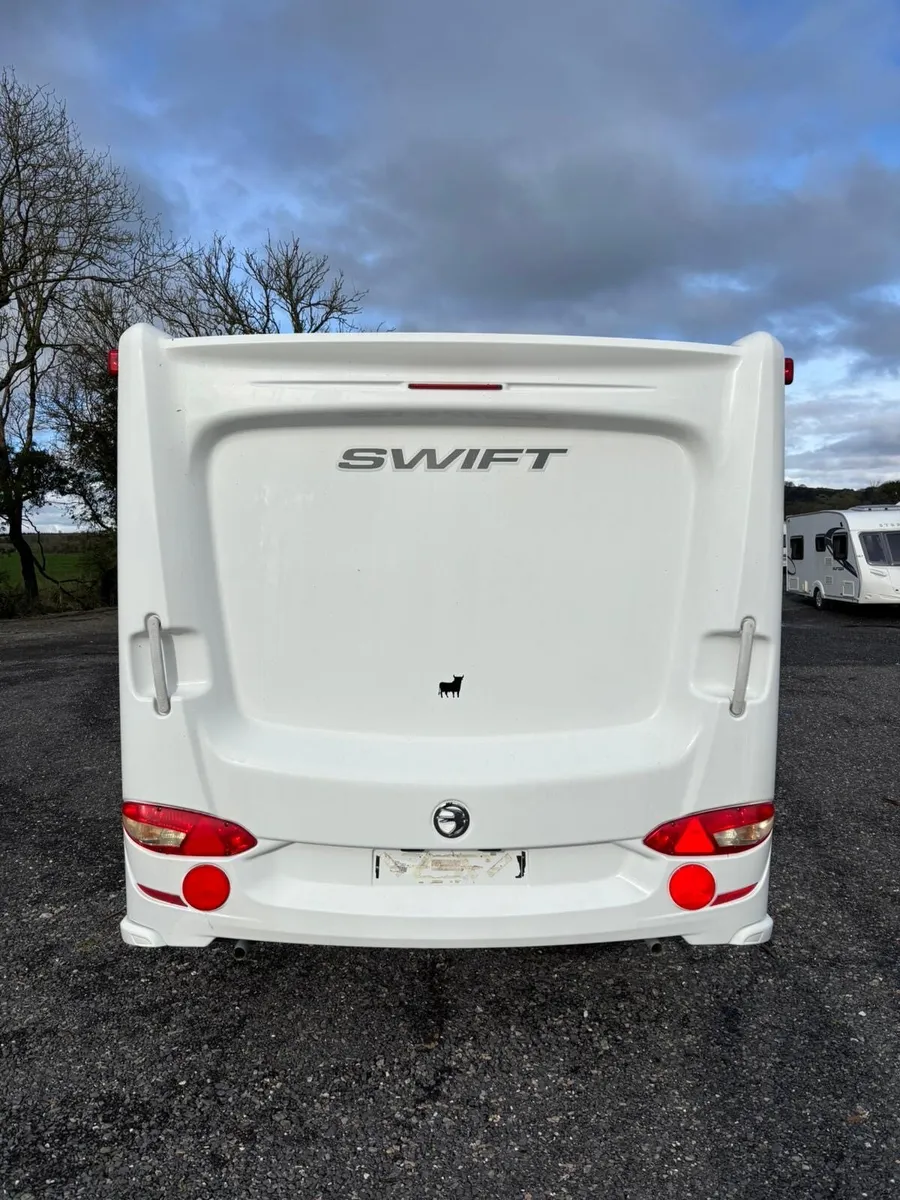 Swift Challenger 570 4 Berth Fixed Bed Caravan - Image 4