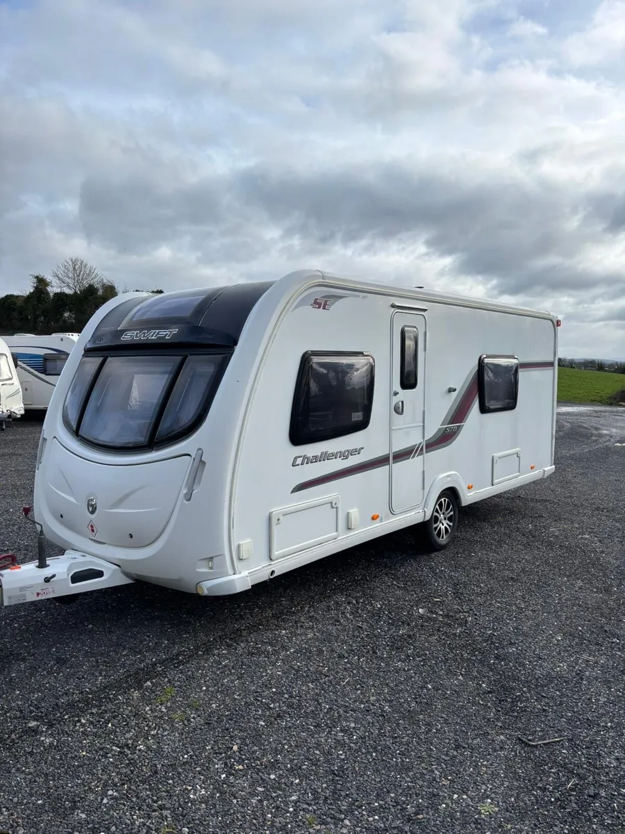 Swift Challenger 570 4 Berth Fixed Bed Caravan - Image 1