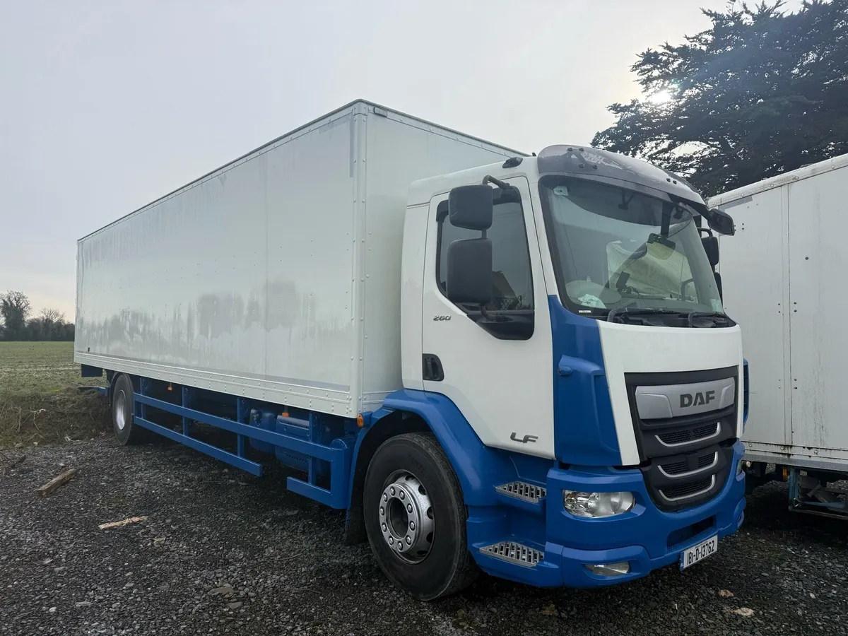 Daf of 260 30 foot body - Image 1