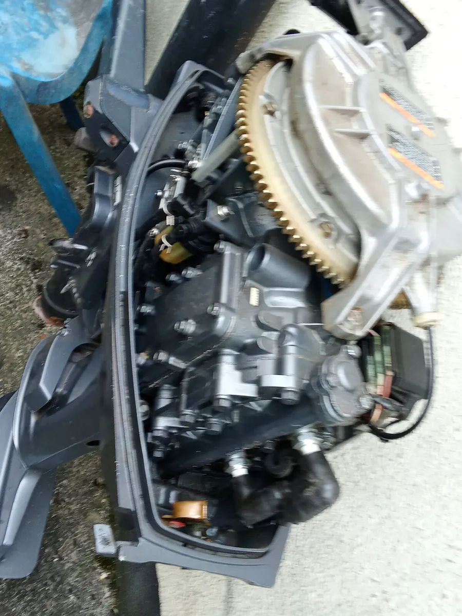 2-stroke YAMAHA-20 hp - Image 4