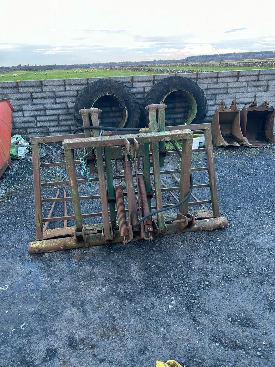 Major push off buck rake - Image 1