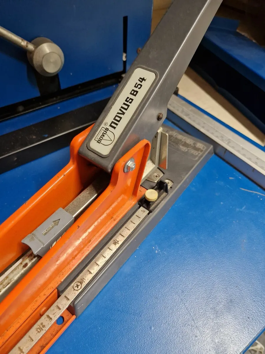 Guillotine - Image 2