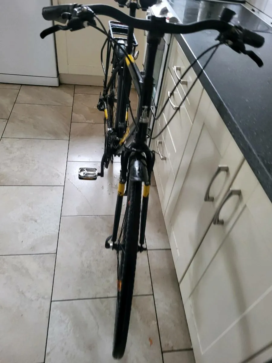 Mens hybrid bike - Image 2
