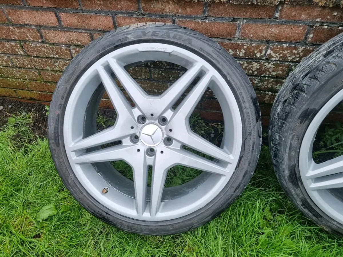 Mercedes amg 20 inch alloy wheels - Image 1