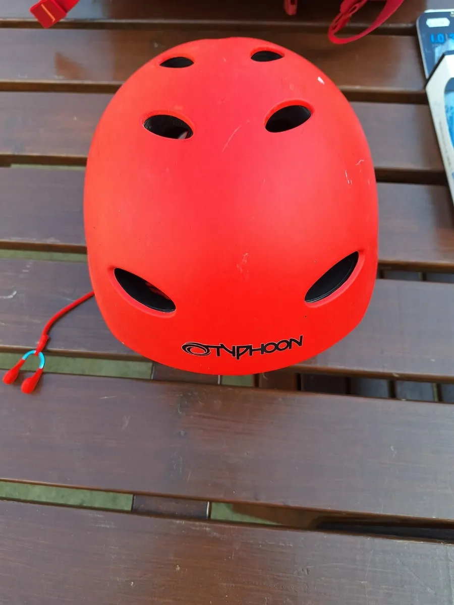 Palm Bouyancy Aid & Thypoon Helmet for sale - Image 2