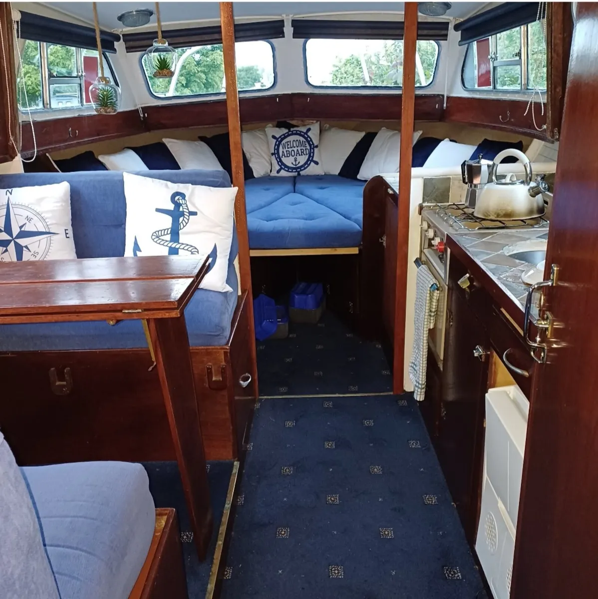 Elysian 27 Cruise Boat - Image 4