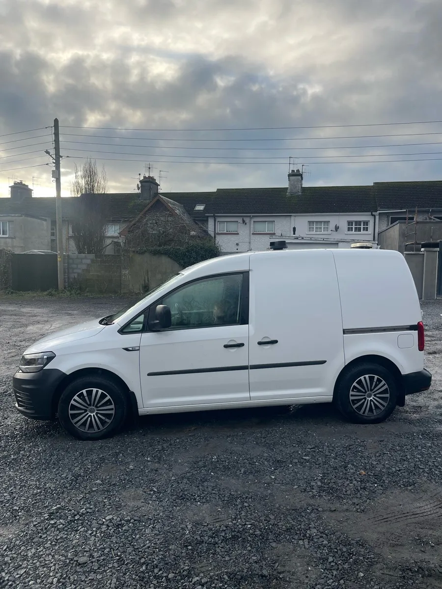 VOLKSWAGEN CADDY 2.0 ltr - Image 4