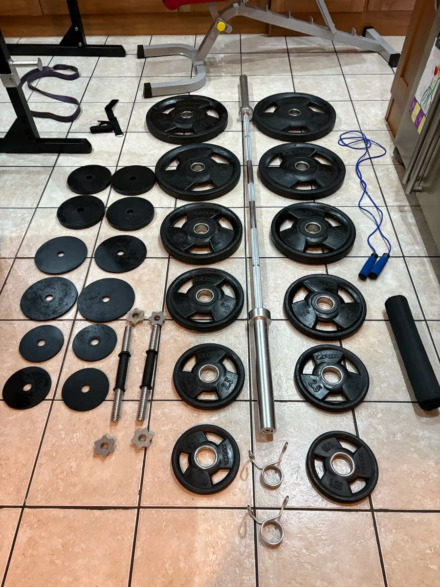 BRILLIANT GYM WEIGHTLIFTING SET UP BEST ADVERTISED - Image 2