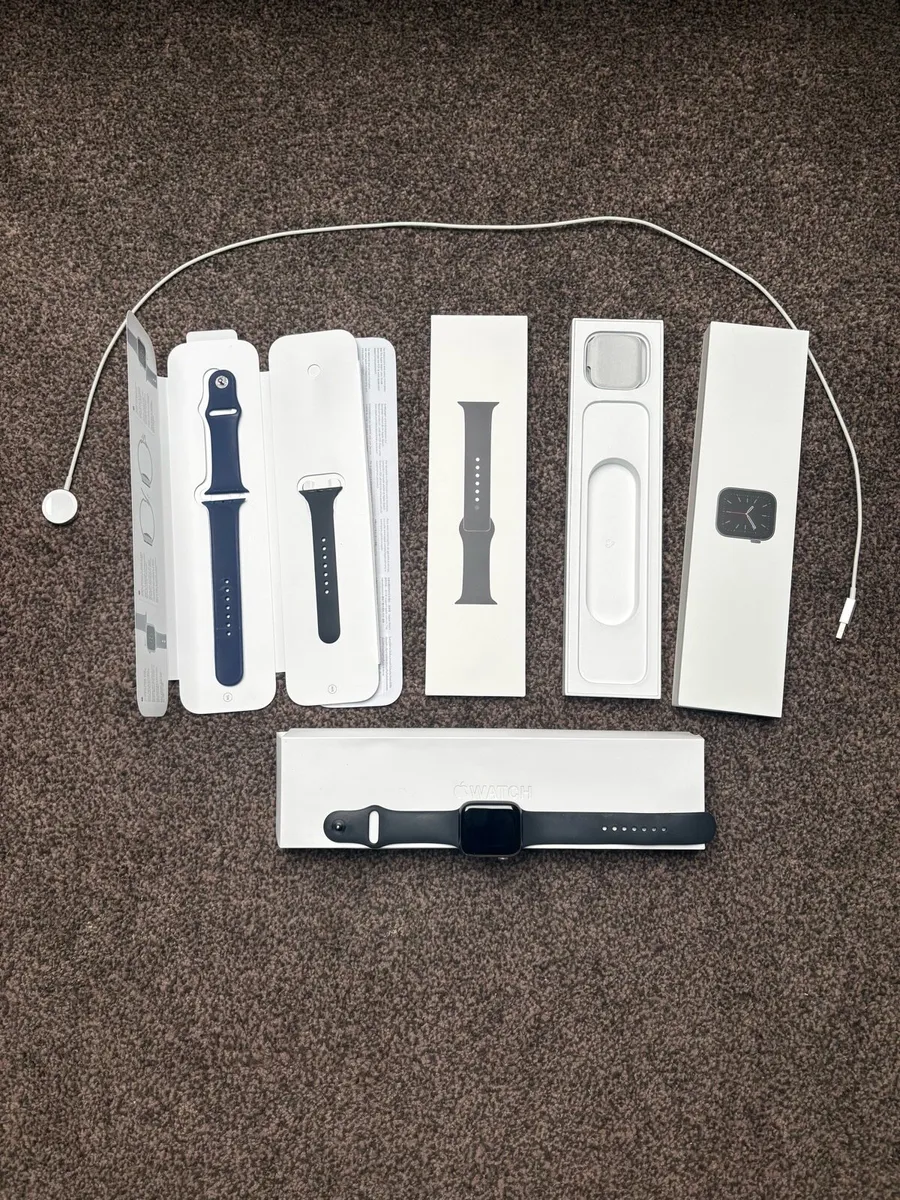 Apple Watch Series 6 44MM Space Grey - Image 1