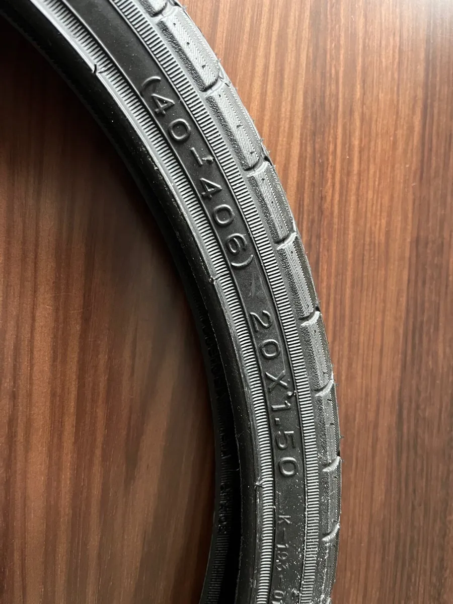20’ bike tyre - Image 4
