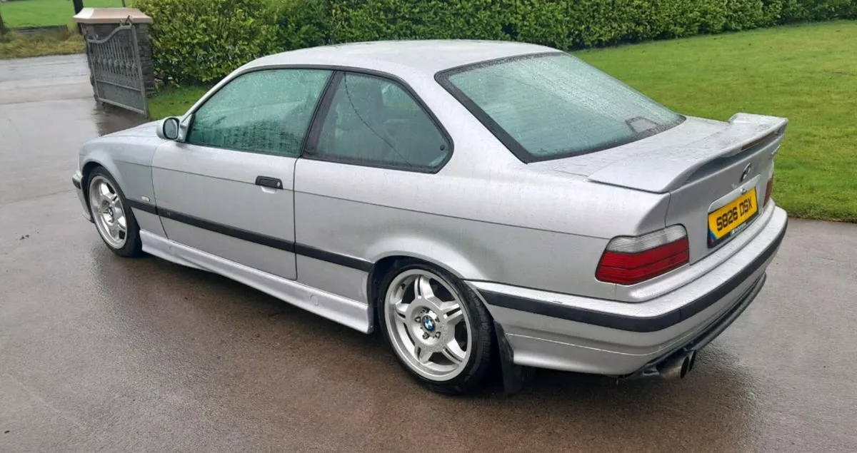 Bmw e36 coupe 323i - Image 3