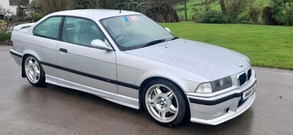 Bmw e36 coupe 323i - Image 1