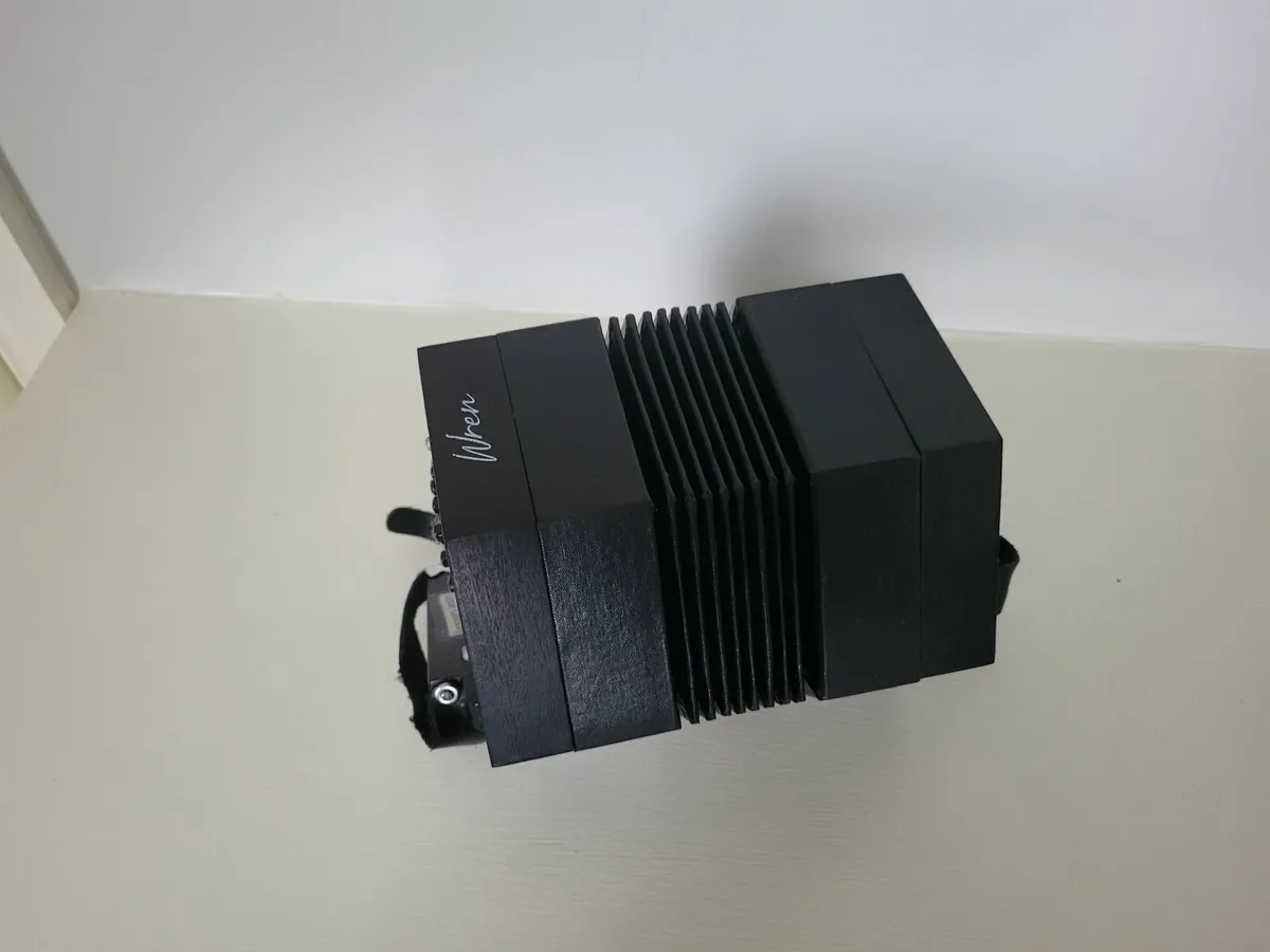 Mc Neela Wren Concertina - Image 1