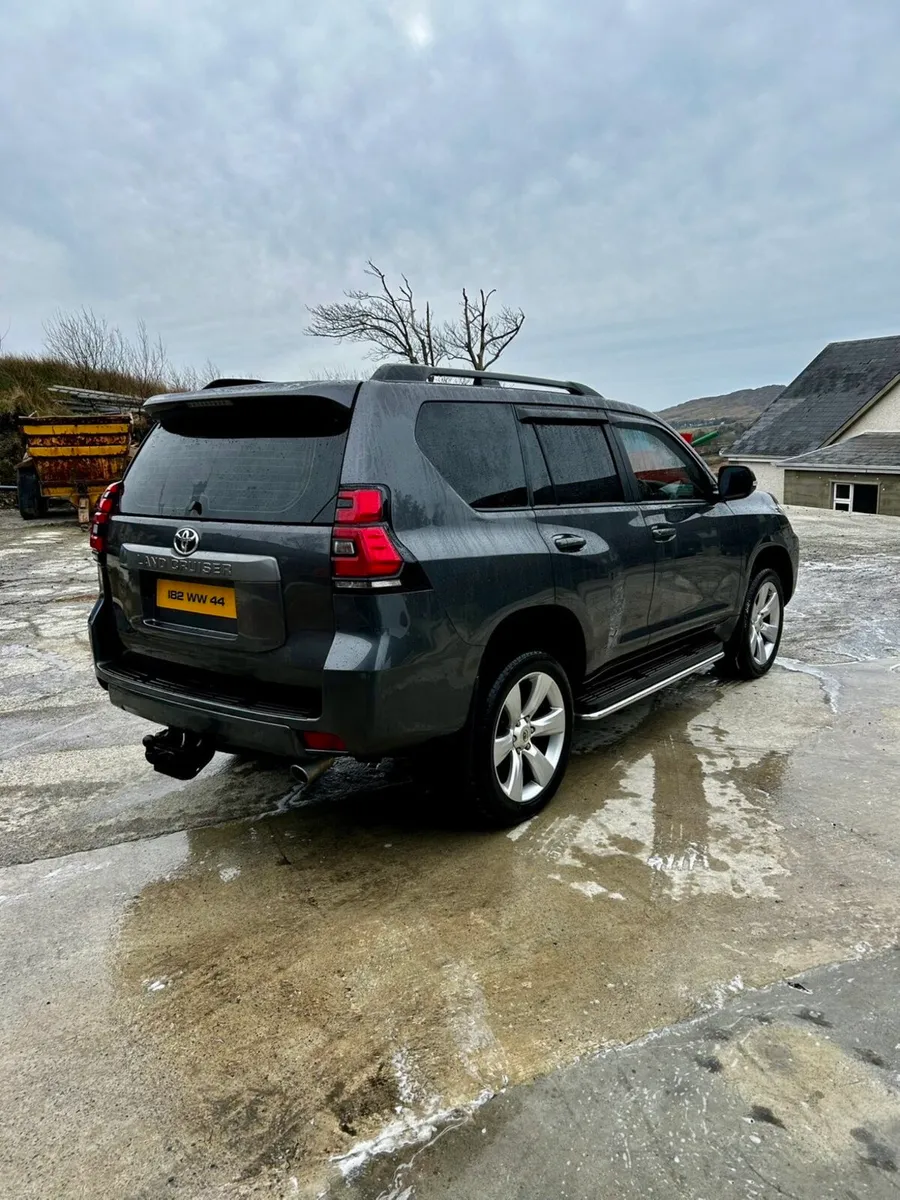 Toyota landcruiser auto - Image 2