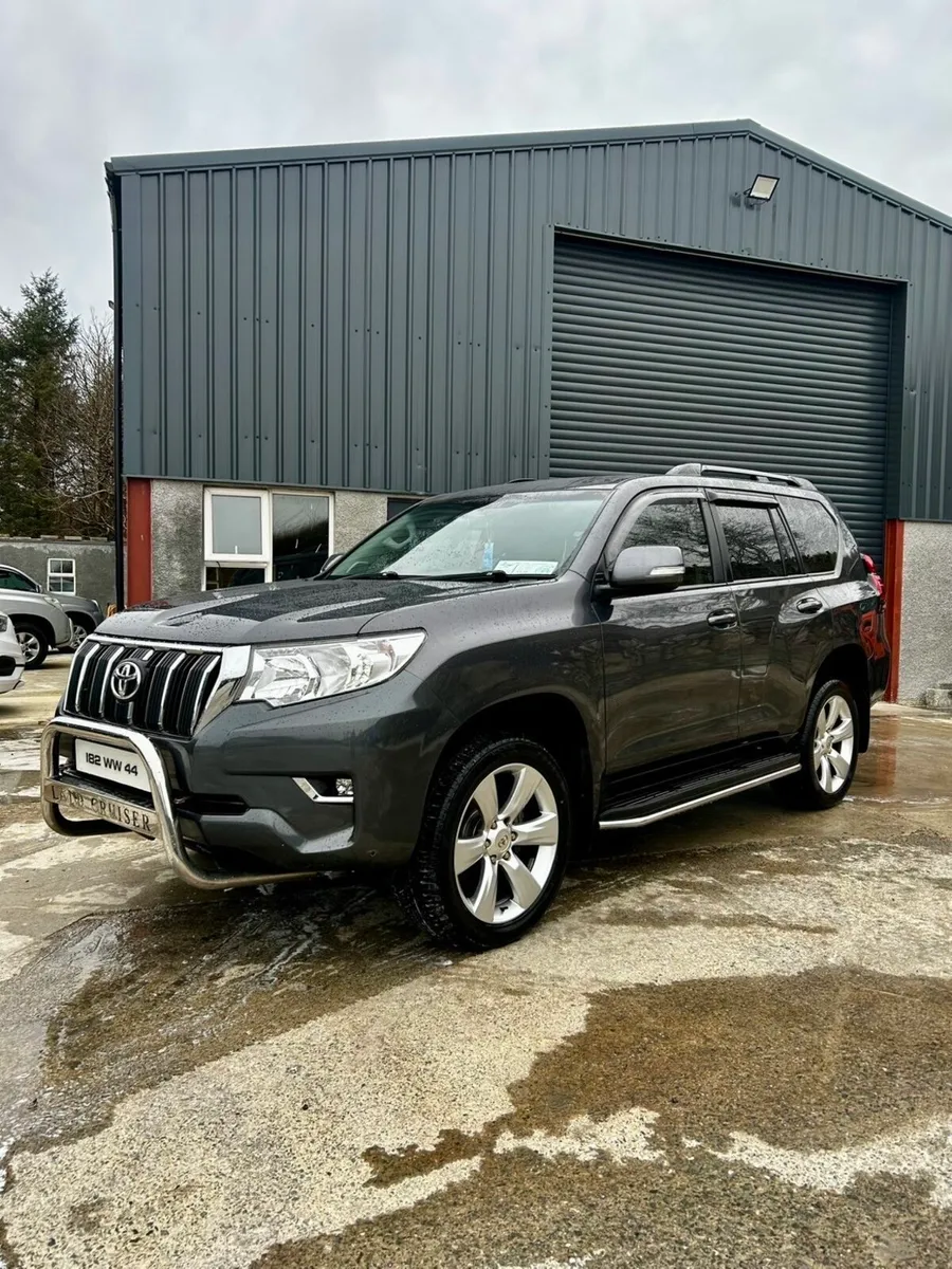 Toyota landcruiser auto - Image 3