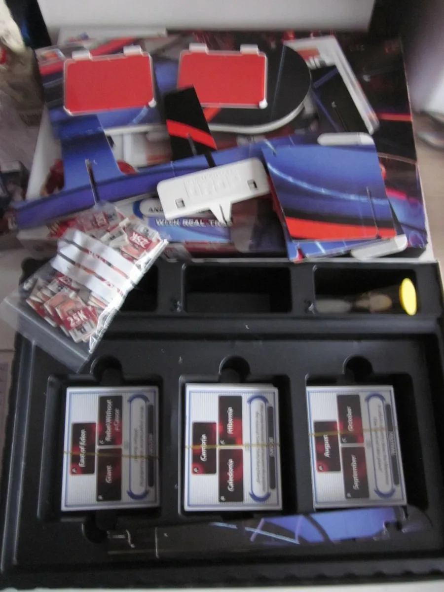 The Million Pound Drop Board Game - Image 3