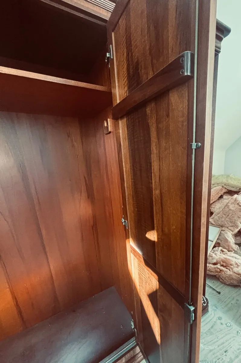 Wardrobes (Willis and Gambier) - Image 1