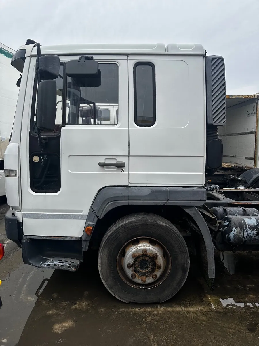 Volvo Other 2006 - Image 4