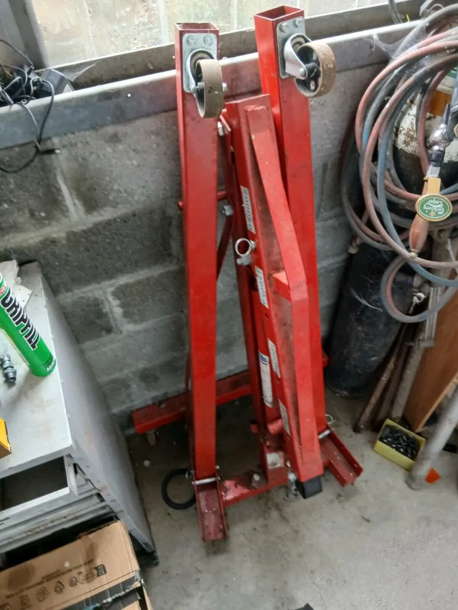 Engine crane - Image 2